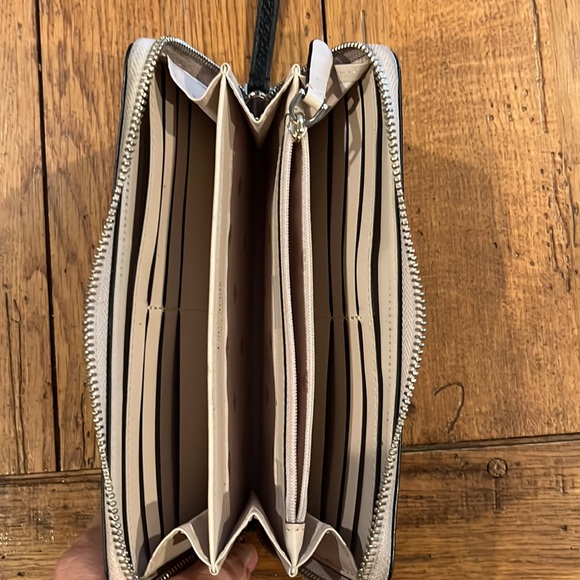 Kate Spade Handbag & Matching Wallet - soft pink and black.Items have gentle use - Picture 9 of 16